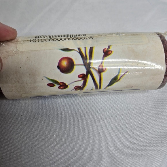 Set of 2 Chesapeake Nonwoven Fabric Border, Berry Pattern, 10 Yards, New - Picture 5 of 6